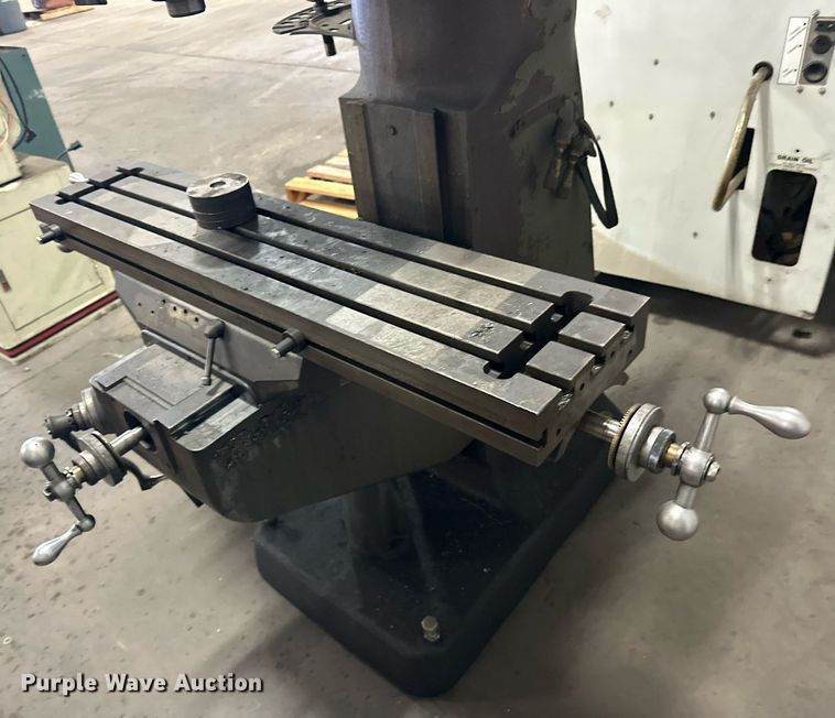 image for item EJ5106 (2) milling machines