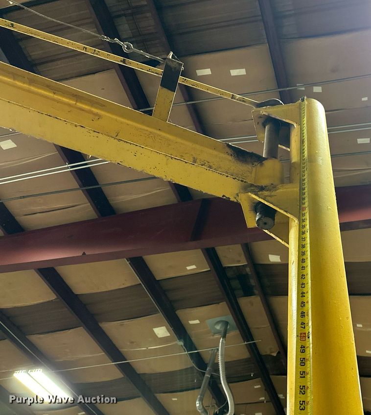 image for item EJ5116 (3) jib cranes