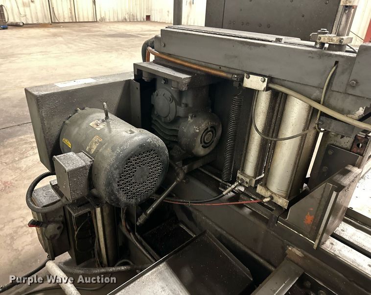 image for item EJ5119 Hem H105LA-4 bandsaw