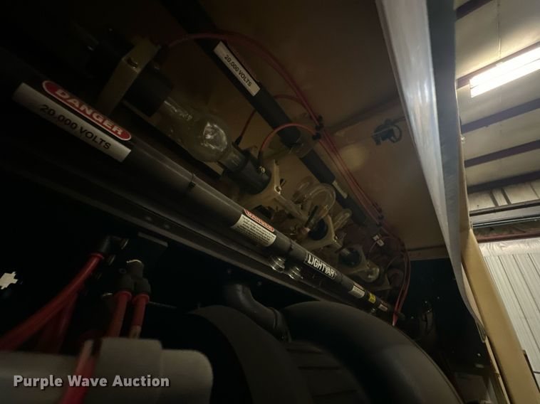 image for item EJ5127 2002 PRC PLS 1800 laser