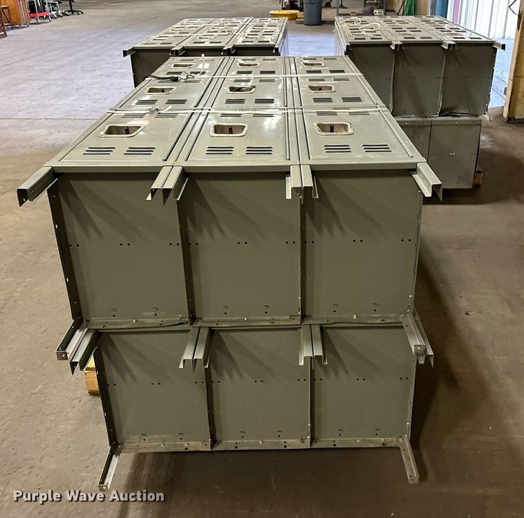 image for item EJ5130 (18) lockers