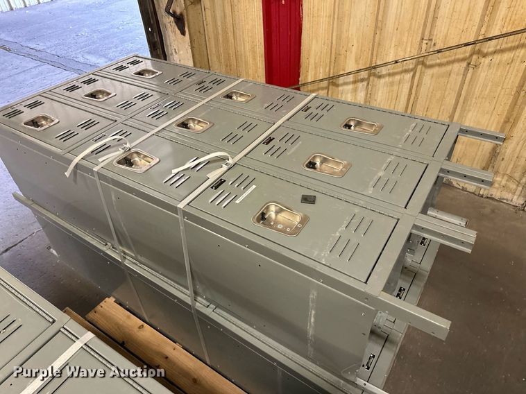 image for item EJ5130 (18) lockers