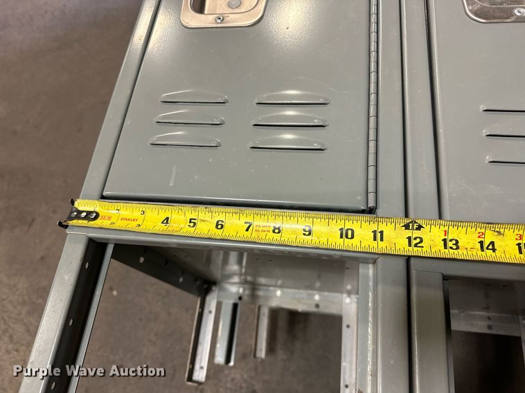 image for item EJ5130 (18) lockers