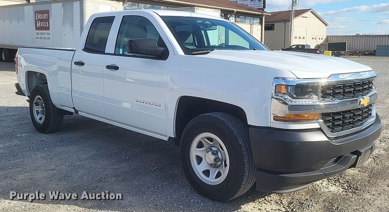 image for item EJ8043 2019 Chevrolet  Silverado 1500 Double Cab pickup truck