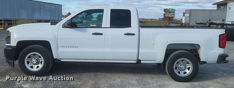 image for item EJ8043 2019 Chevrolet  Silverado 1500 Double Cab pickup truck