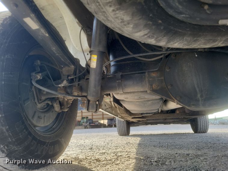 image for item EJ8043 2019 Chevrolet  Silverado 1500 Double Cab pickup truck