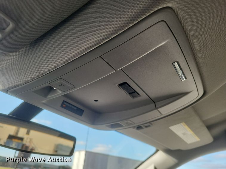 image for item EJ8043 2019 Chevrolet  Silverado 1500 Double Cab pickup truck