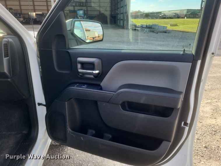 image for item EJ8043 2019 Chevrolet  Silverado 1500 Double Cab pickup truck