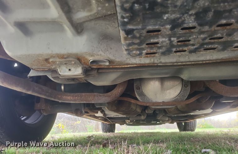 image for item EJ8105 2002 Ford Crown Victoria Police Interceptor 