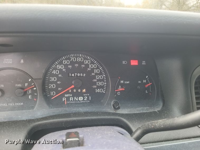 image for item EJ8105 2002 Ford Crown Victoria Police Interceptor 