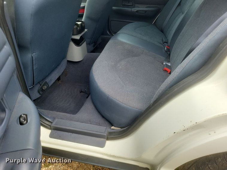 image for item EJ8105 2002 Ford Crown Victoria Police Interceptor 