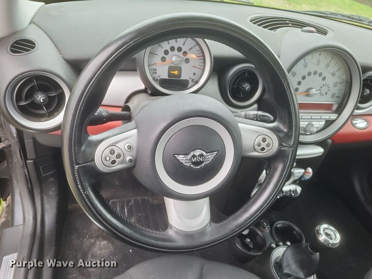 image for item EJ8106 2007 Mini  Cooper 