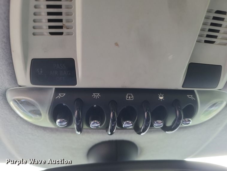 image for item EJ8106 2007 Mini  Cooper 