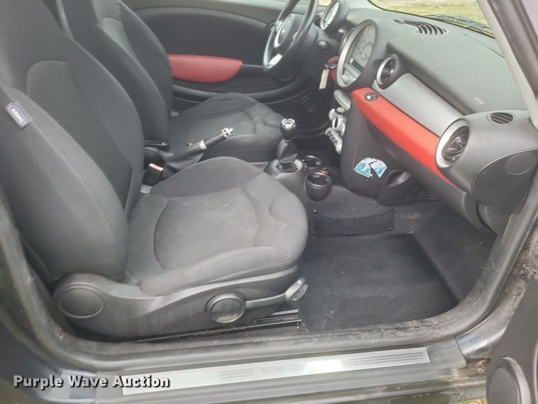 image for item EJ8106 2007 Mini  Cooper 