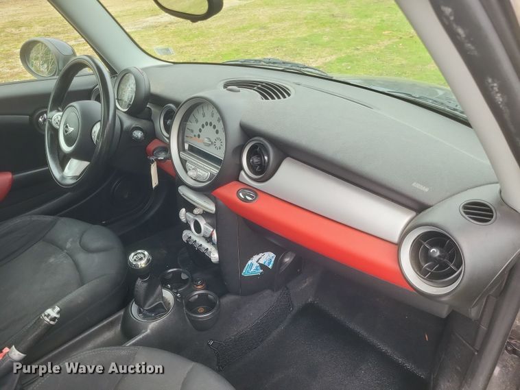 image for item EJ8106 2007 Mini  Cooper 