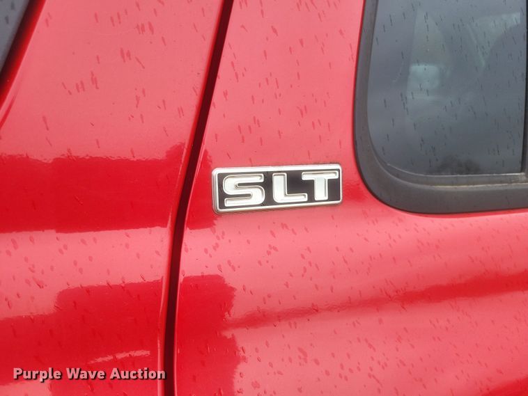 image for item EJ8107 2002 Dodge Durango SLT SUV