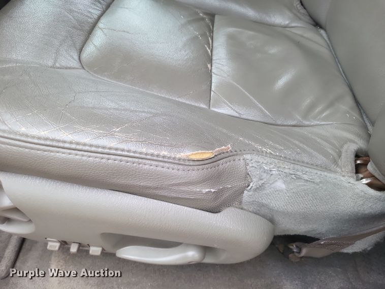 image for item EJ8107 2002 Dodge Durango SLT SUV