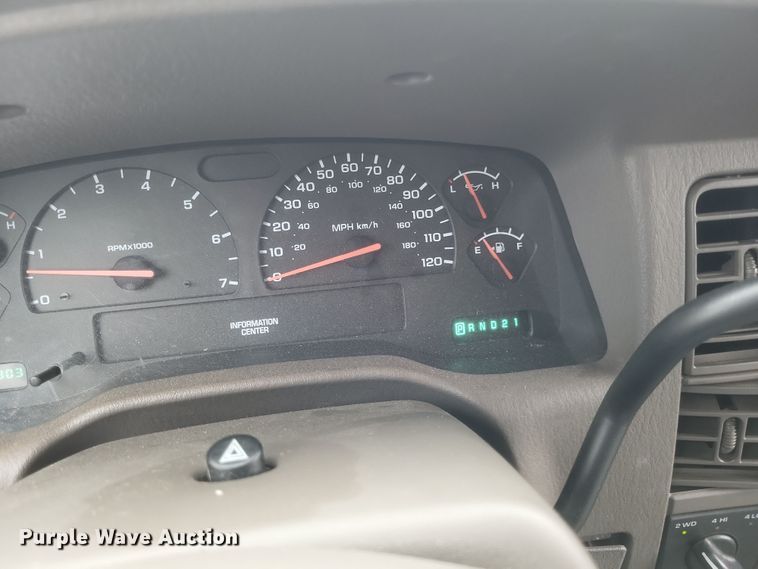 image for item EJ8107 2002 Dodge Durango SLT SUV