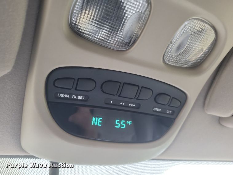 image for item EJ8107 2002 Dodge Durango SLT SUV