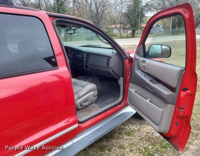 image for item EJ8107 2002 Dodge Durango SLT SUV