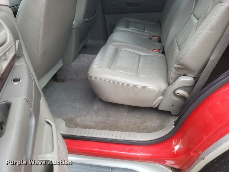 image for item EJ8107 2002 Dodge Durango SLT SUV