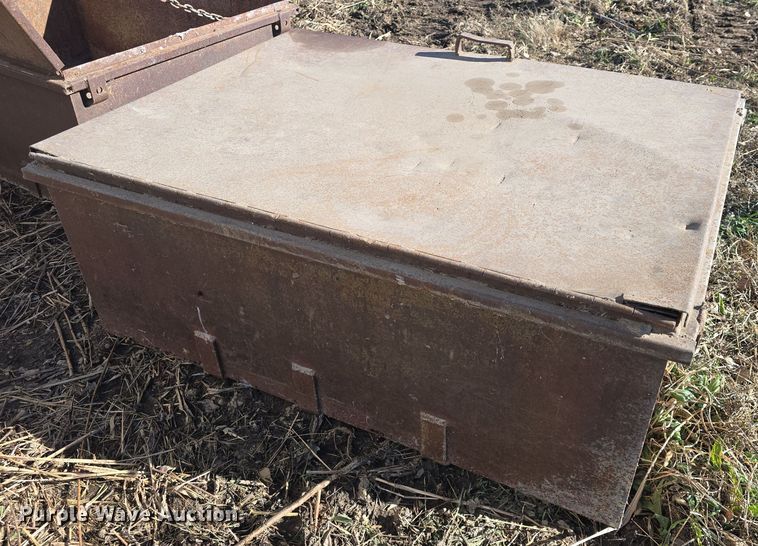 image for item EK2427 (3) storage boxes