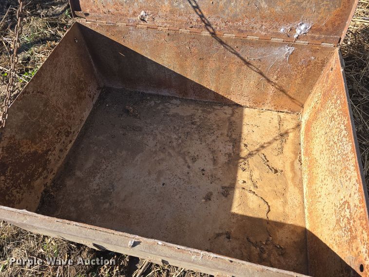 image for item EK2427 (3) storage boxes