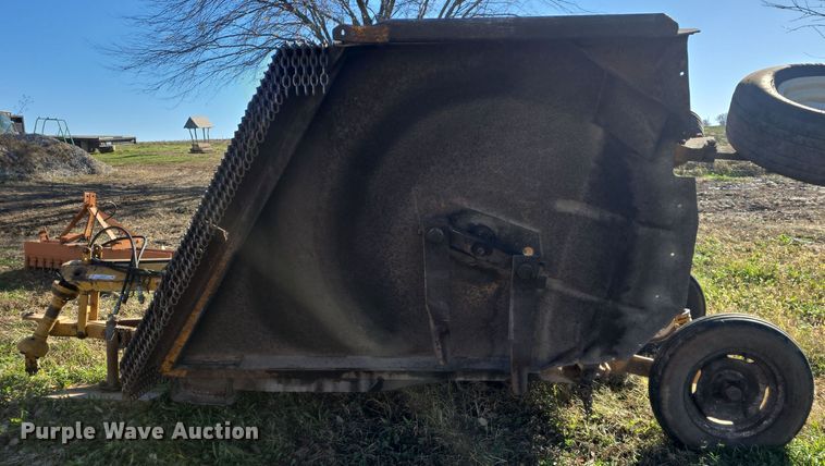 image for item EK2429 Batwing rotary mower