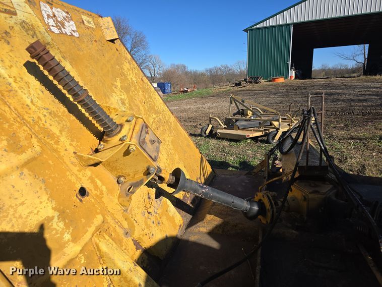 image for item EK2429 Batwing rotary mower