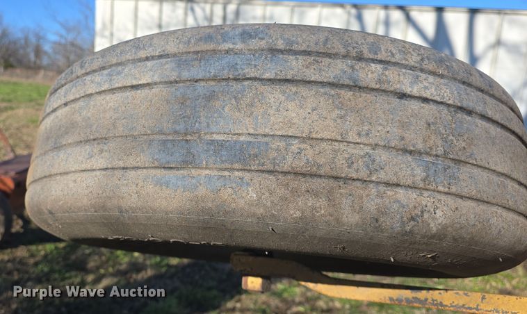 image for item EK2429 Batwing rotary mower