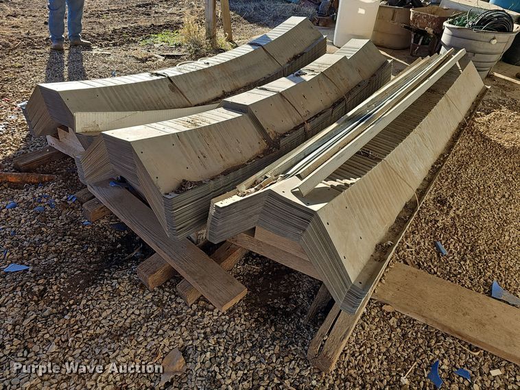 image for item EK2440 American Steel hut