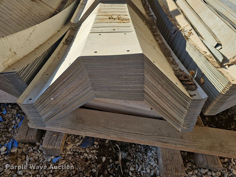 image for item EK2440 American Steel hut