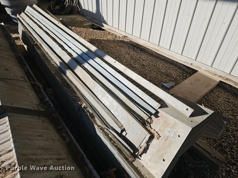 image for item EK2440 American Steel hut