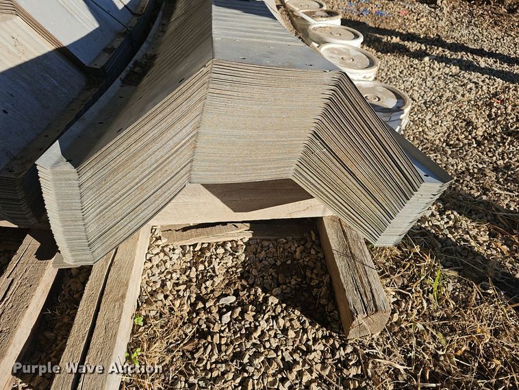 image for item EK2440 American Steel hut