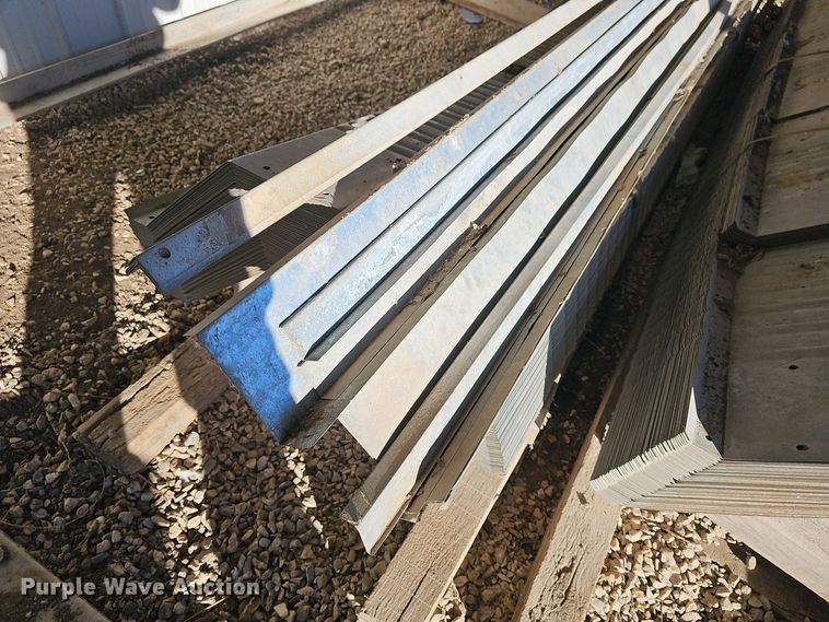 image for item EK2440 American Steel hut