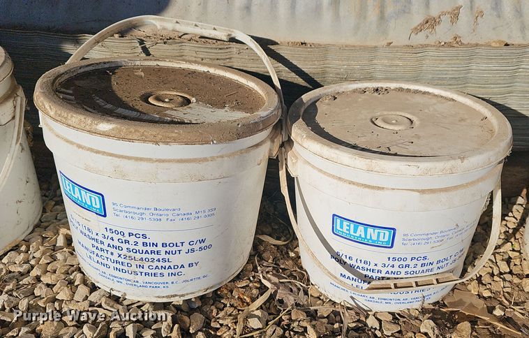 image for item EK2440 American Steel hut