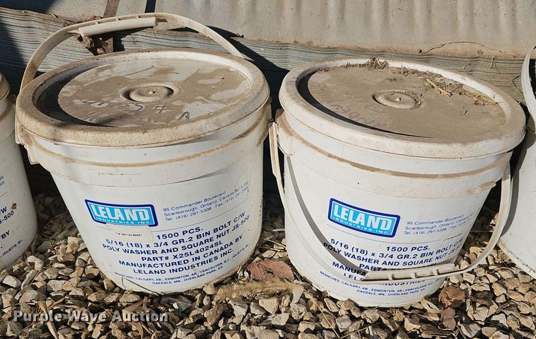 image for item EK2440 American Steel hut