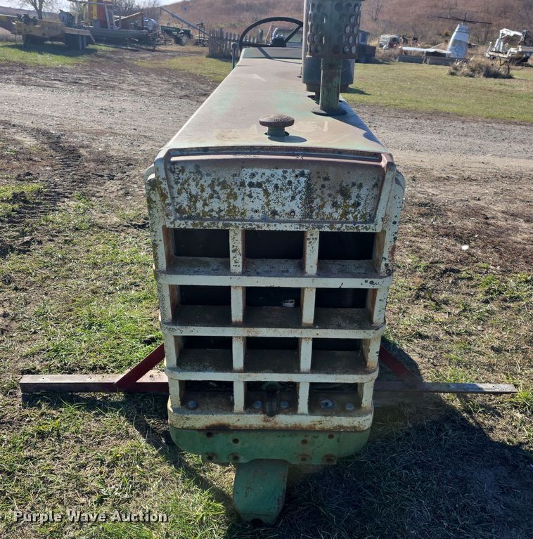 image for item EK2457 Oliver 1800 front tractor assembly