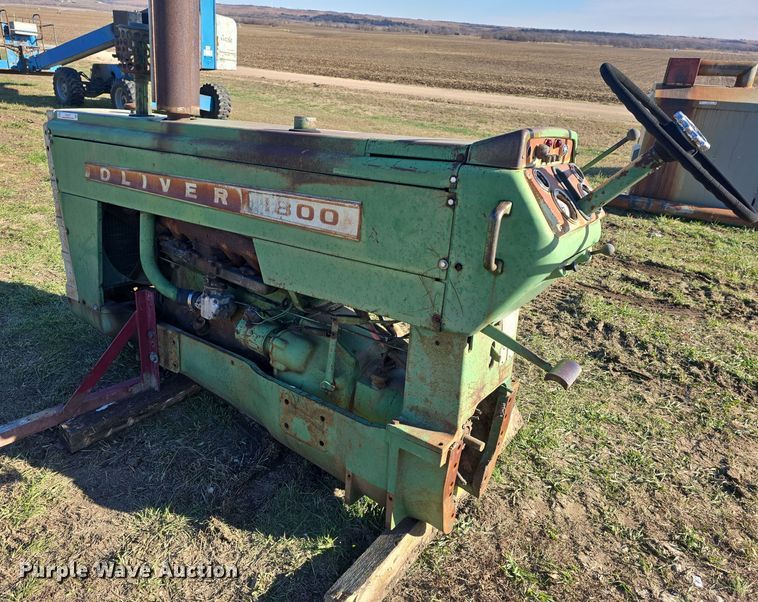 image for item EK2457 Oliver 1800 front tractor assembly