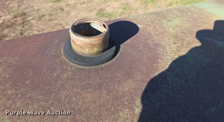 image for item EK2457 Oliver 1800 front tractor assembly