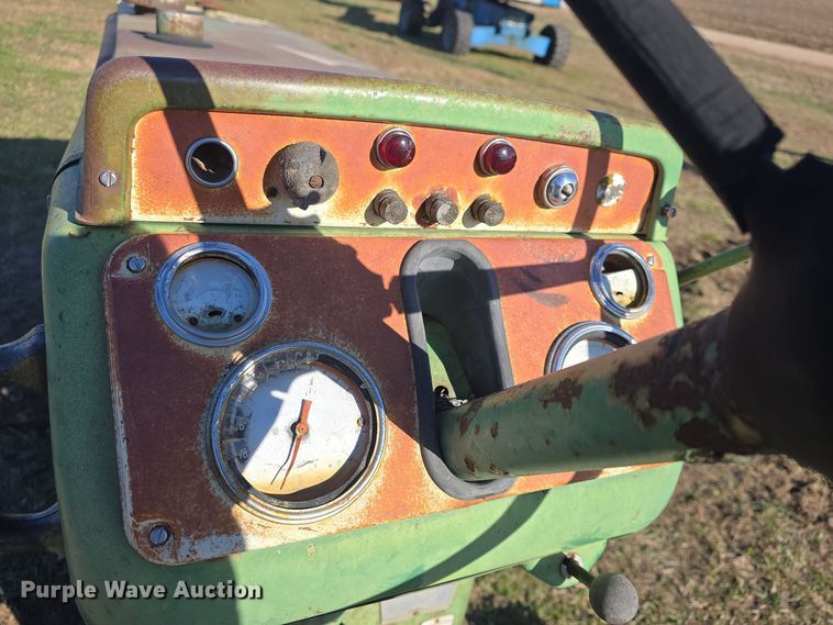 image for item EK2457 Oliver 1800 front tractor assembly