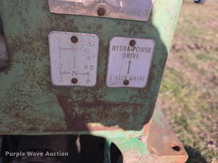 image for item EK2457 Oliver 1800 front tractor assembly