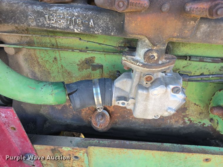 image for item EK2457 Oliver 1800 front tractor assembly