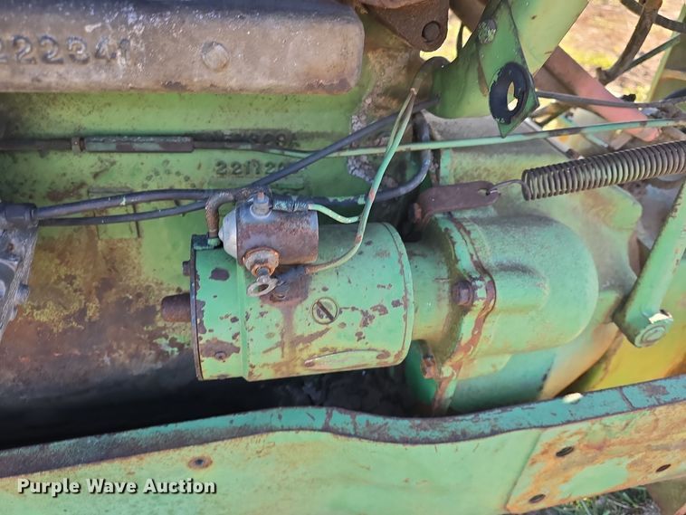 image for item EK2457 Oliver 1800 front tractor assembly