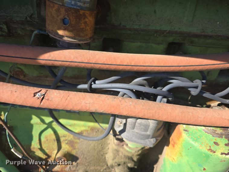 image for item EK2457 Oliver 1800 front tractor assembly