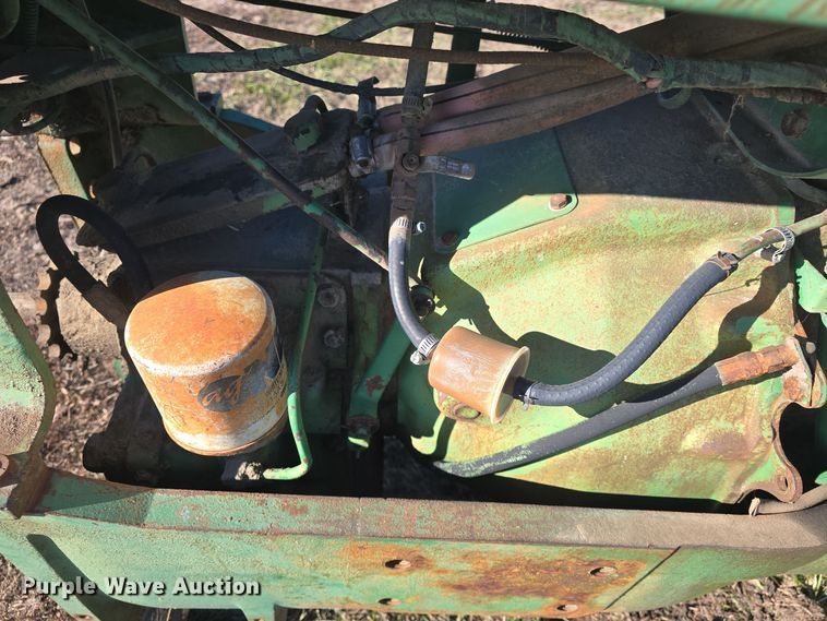 image for item EK2457 Oliver 1800 front tractor assembly