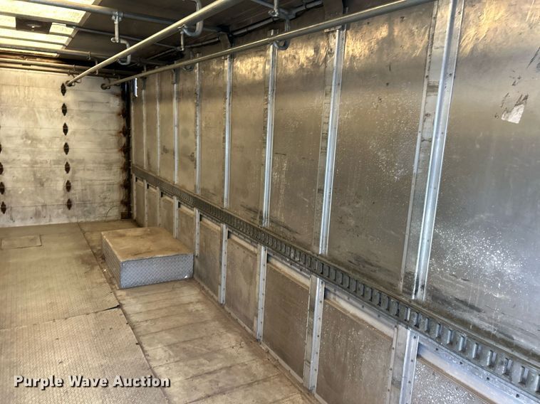 image for item EK3434 2004 Freightliner MT45 delivery van