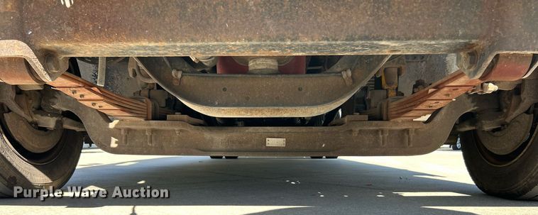 image for item EK3434 2004 Freightliner MT45 delivery van