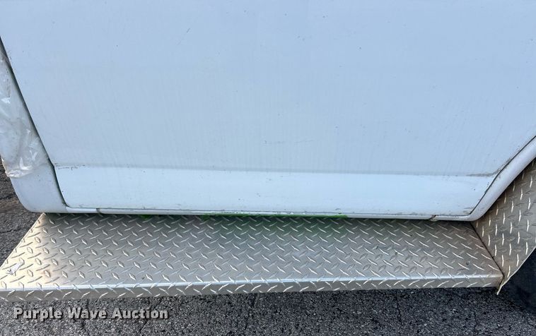 image for item EK3697 2009 Chevrolet Express 3500 van cab and chassis