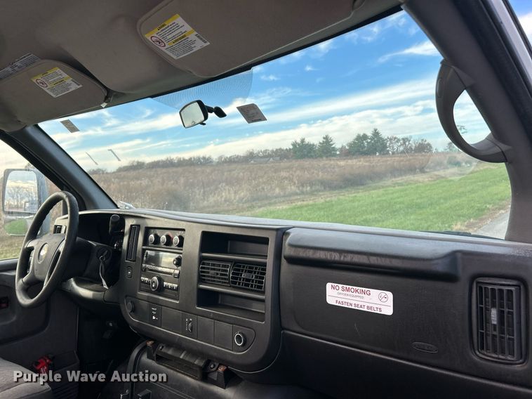 image for item EK3697 2009 Chevrolet Express 3500 van cab and chassis